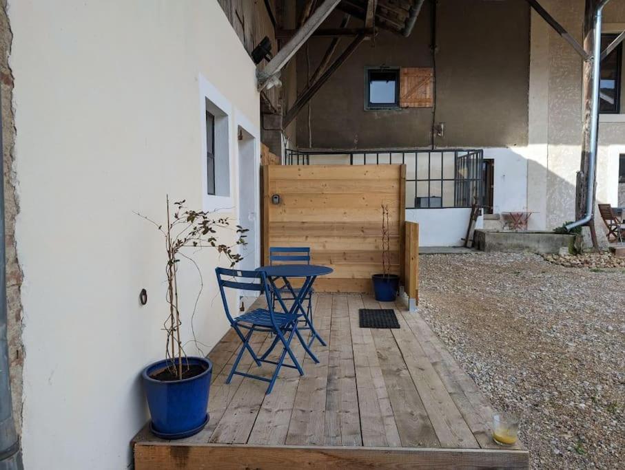 Logement - Studio Independant A Pérouges المظهر الخارجي الصورة